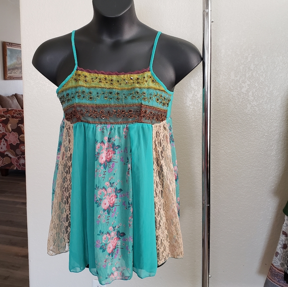 American Rag Flowy Top - Picture 3 of 10
